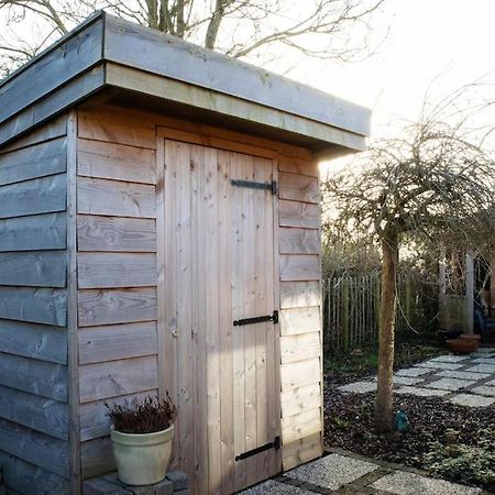 Gezellig Huisje Aan De Dijk In Warmenhuizen Villa Exteriör bild